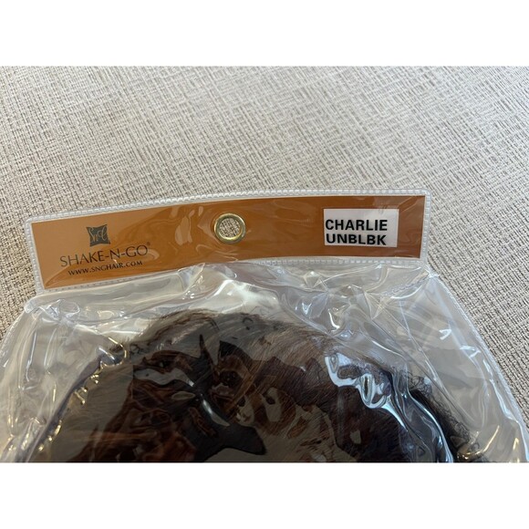 Shake-N-Go Wig Charlie UNBLBK Natural Black Hairpiece Synthetic New - Picture 2 of 4